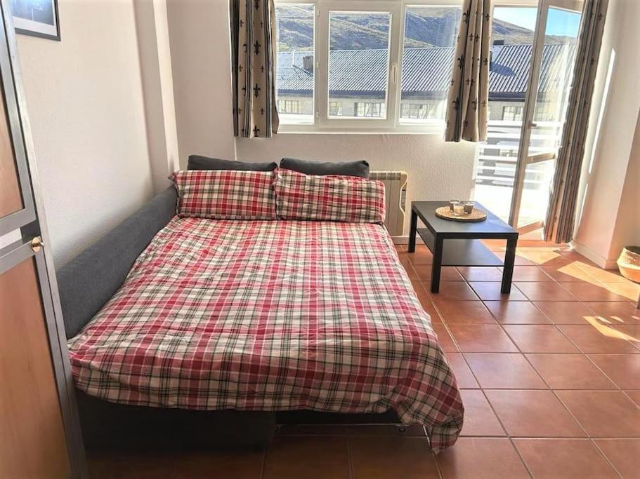 Appartamento Little Rest Montblanc 6 Pax Personas Wifi Garaje Plaza Pradollano Monachil Esterno foto